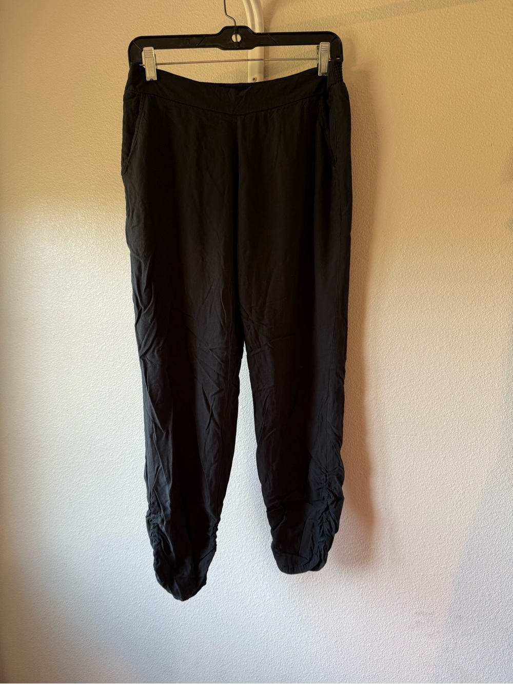 Carve design women’s black pants
